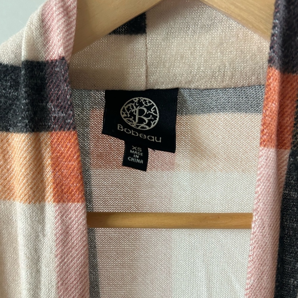 Bobeau Cardigan​​ - Picture 5 of 6
